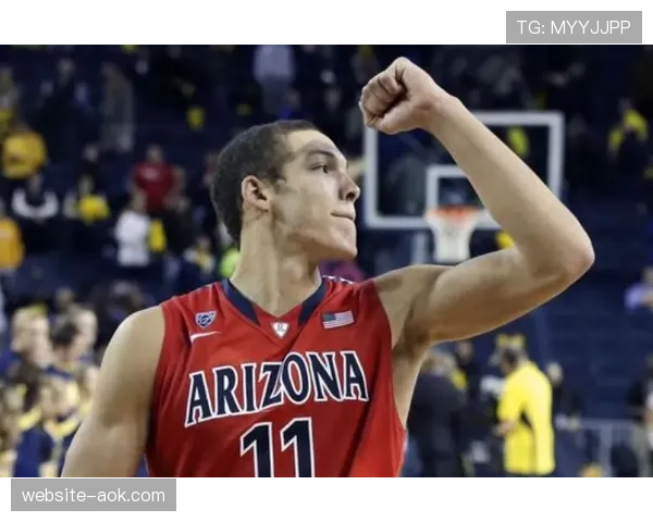 热那亚前锋雷特吉因肌肉疲劳缺席训练,影响锋线终结效率 热那亚前锋雷特吉因肌肉疲劳缺席训练,影响锋线终结效率